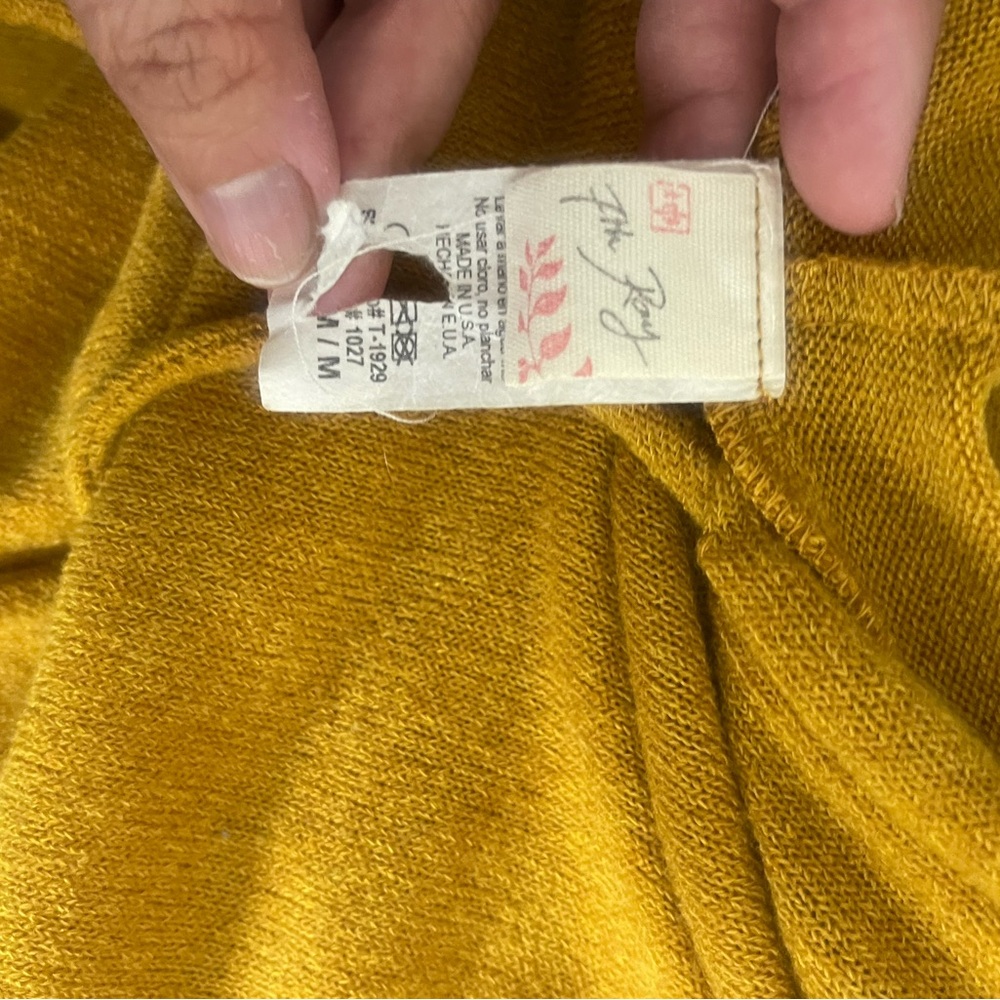 7th Roy‎ Women’s Mustard Hooded Sweatshirt with Patterned Western Aztec Hem Med - Picture 7 of 7